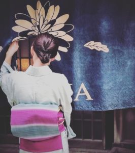 Kimono Salom 基礎講座【半衿の付け方】